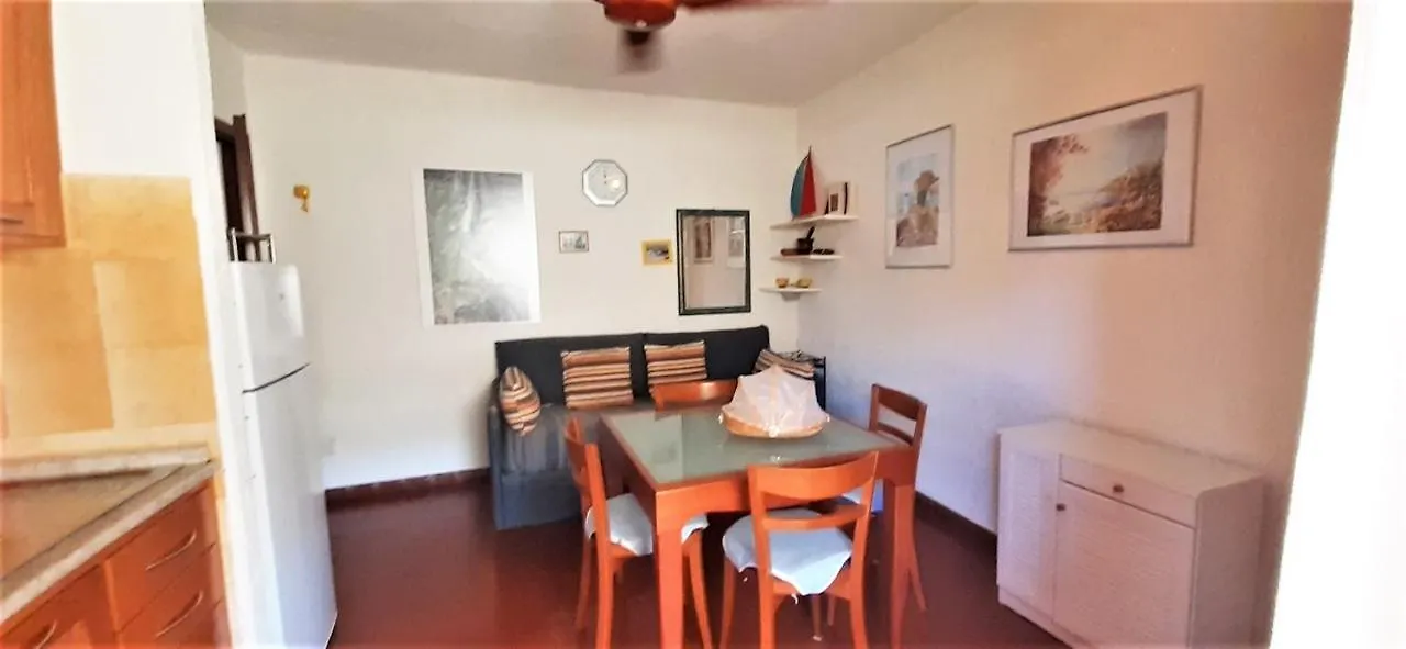 Aparthotel Baia De Bahas - Apartments & Resort Marinella