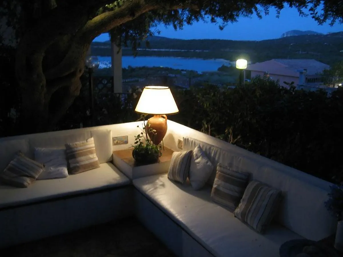 Aparthotel Baia De Bahas - Apartments & Resort Marinella